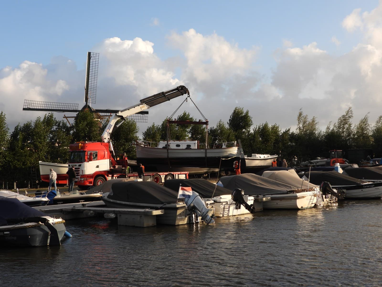 Sfeerbeeld van de jachthaven